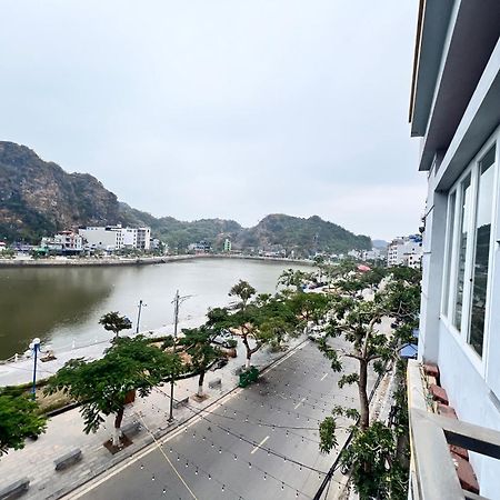Mb Central Hotel Cat Ba Island ภายนอก รูปภาพ
