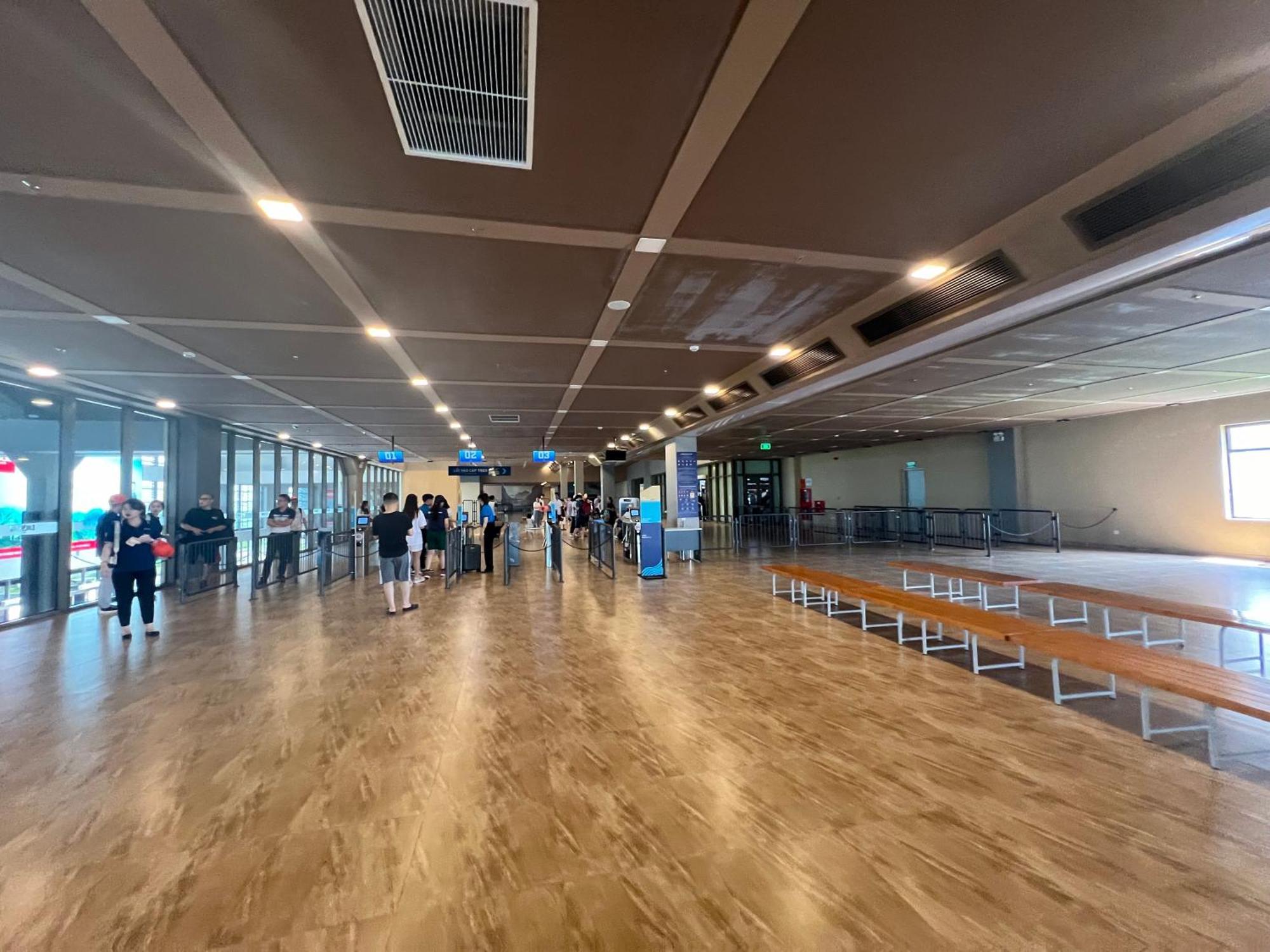 Mb Central Hotel Cat Ba Island ภายนอก รูปภาพ