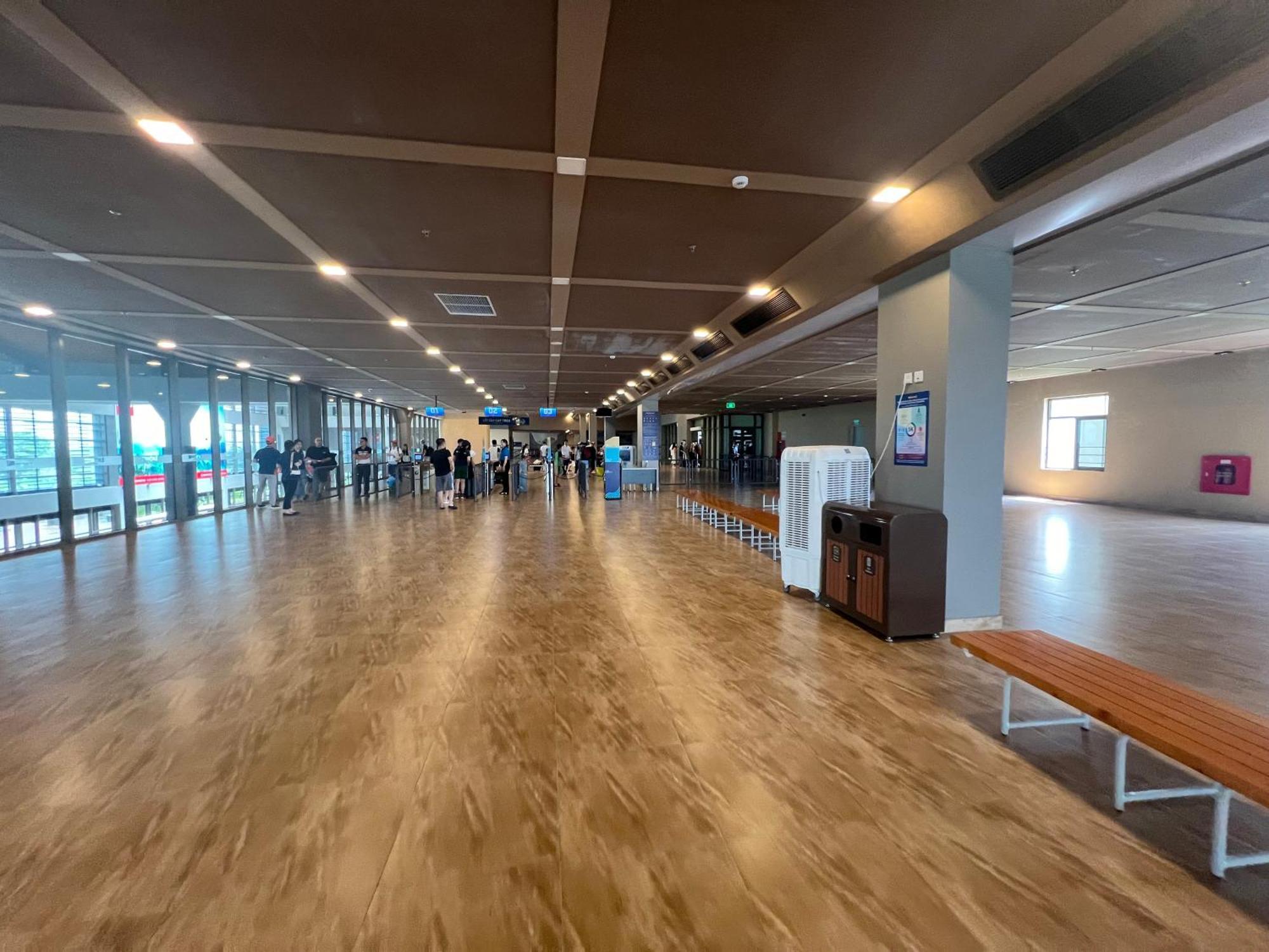 Mb Central Hotel Cat Ba Island ภายนอก รูปภาพ